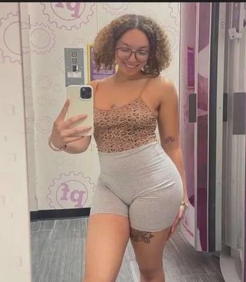 281-222-1021, 26  female escort, Hampton